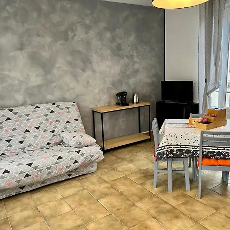 Independant Dans Maison Individuelle 公寓